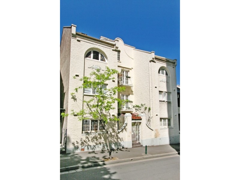 4/13-17 Hughes Street, Potts Point NSW 2011