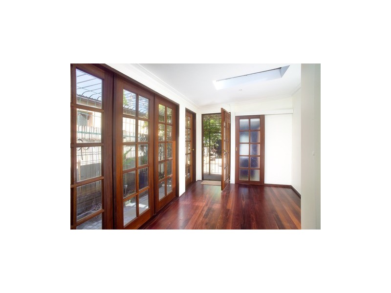 355 South Dowling Street, Darlinghurst NSW 2010