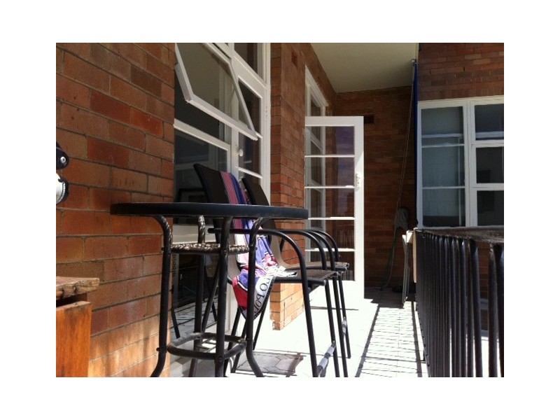 27/22 New Beach Road, Darling Point NSW 2027