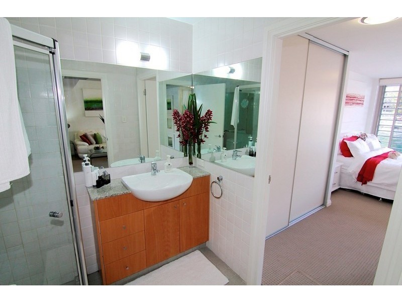 225/6 Cowper Wharf Road, Woolloomooloo NSW 2011