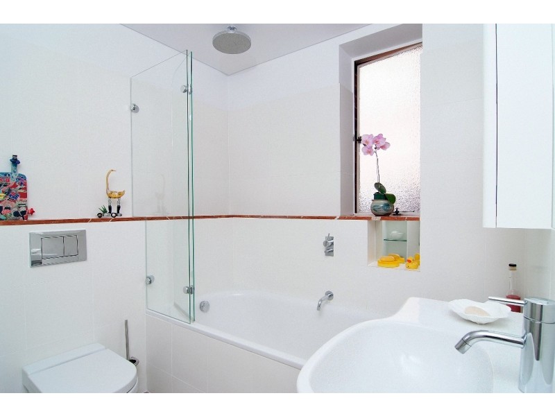 Elizabeth Bay NSW 2011