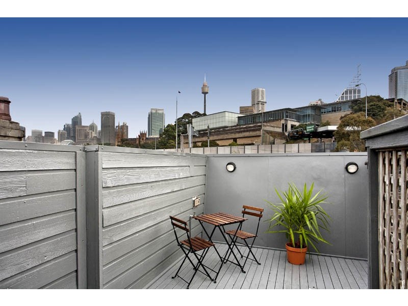 15 Bourke Street, Woolloomooloo NSW 2011