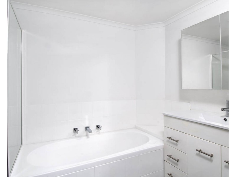 24/204 Victoria Street, Potts Point NSW 2011