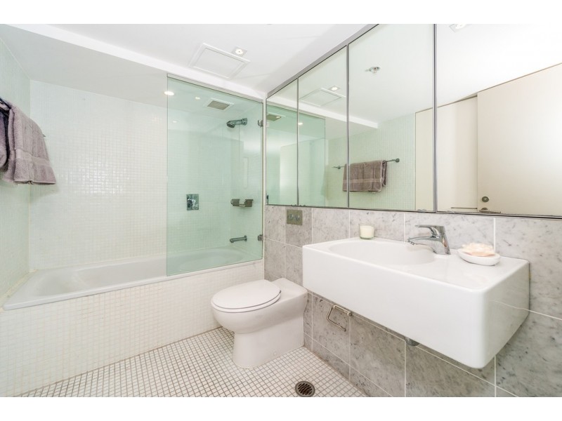 C713/2A Elizabeth Bay Road, Elizabeth Bay NSW 2011