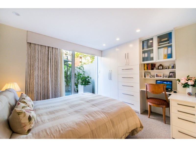 C103/2A Elizabeth Bay Road, Elizabeth Bay NSW 2011