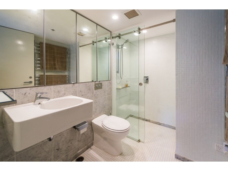 C103/2A Elizabeth Bay Road, Elizabeth Bay NSW 2011