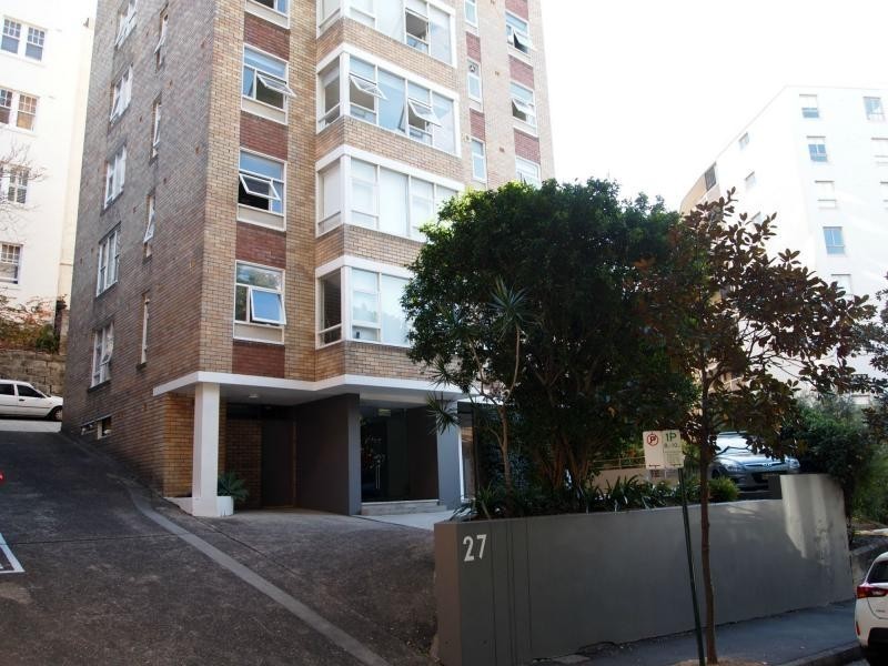 32/27 Ithaca Road, Elizabeth Bay NSW 2011