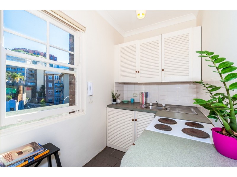 11/2 Roslyn Gardens, Elizabeth Bay NSW 2011