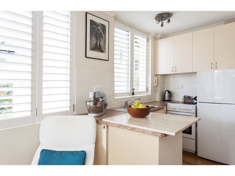 13/90-92 Elizabeth Bay Road, Elizabeth Bay NSW 2011