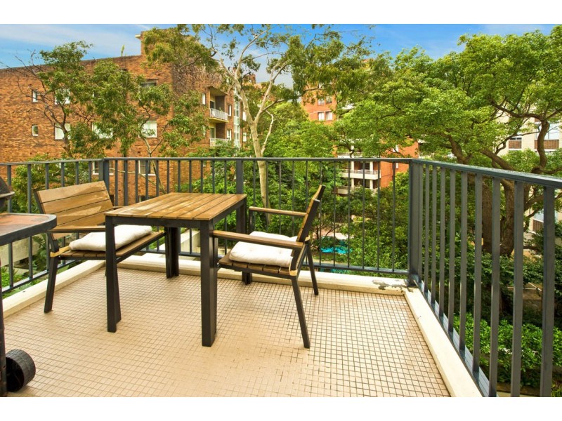 C302/2A Elizabeth Bay Road, Elizabeth Bay NSW 2011