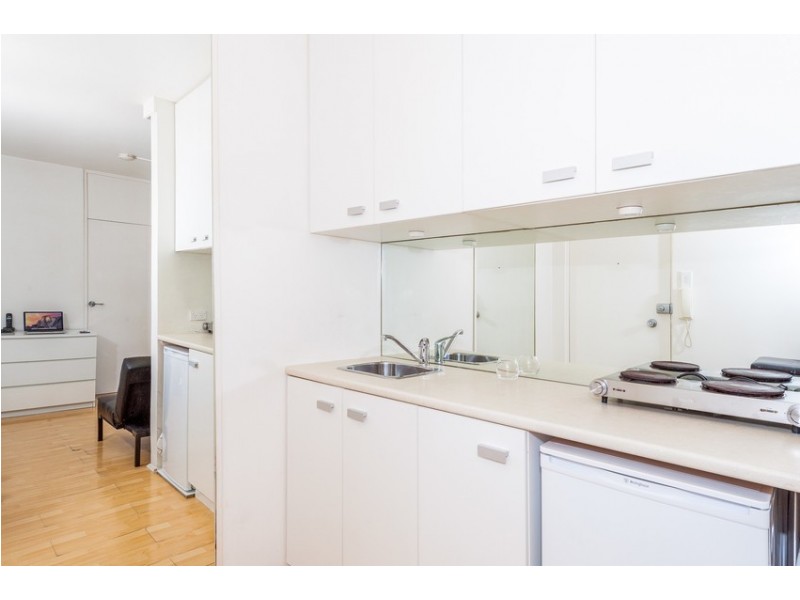 10/4 Barncleuth Square, Elizabeth Bay NSW 2011