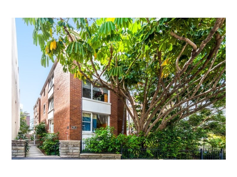 10/4 Barncleuth Square, Elizabeth Bay NSW 2011