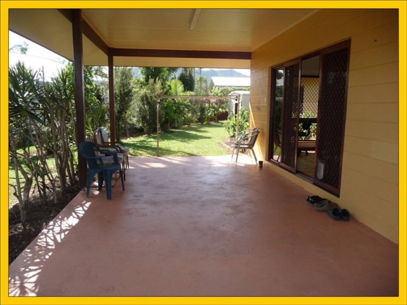 4 Kent Close, Mission Beach QLD 4852