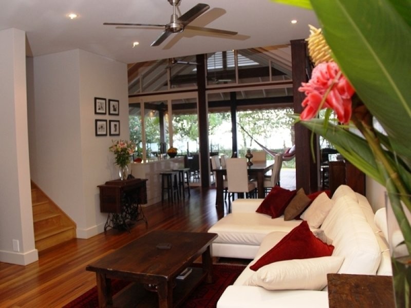 2/2B Reid Road, Wongaling Beach QLD 4852