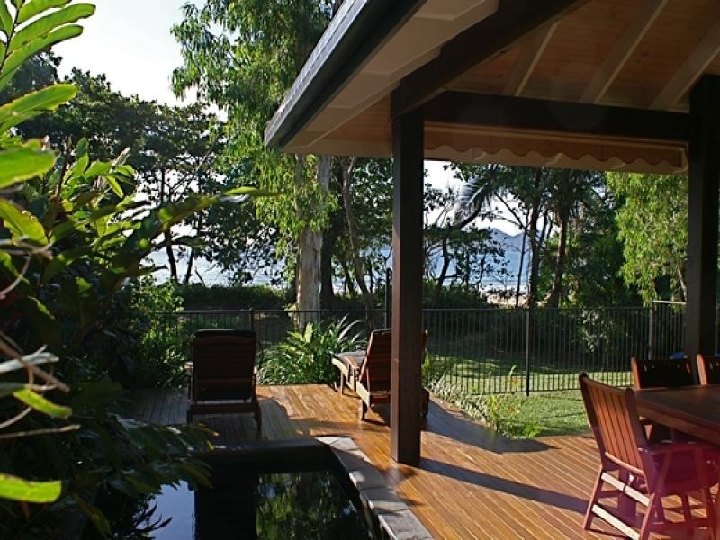 2/2B Reid Road, Wongaling Beach QLD 4852