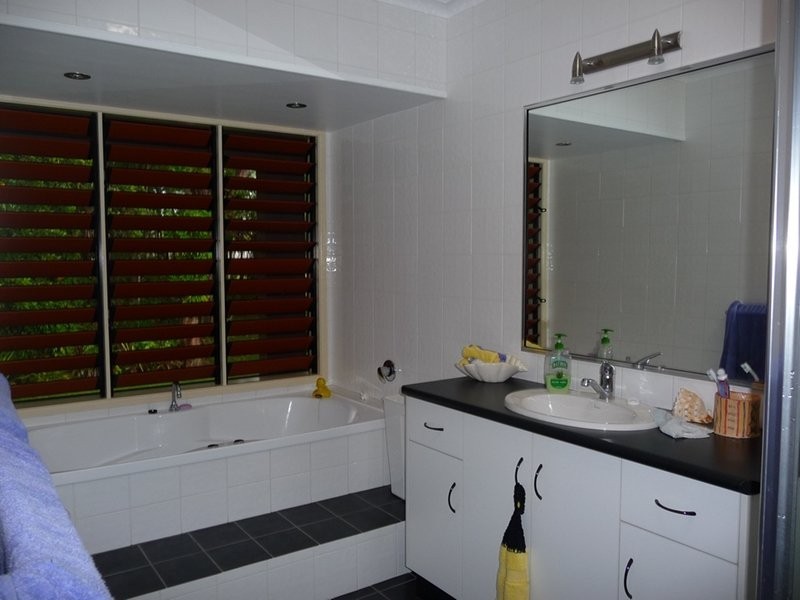 856 East Feluga Road, East Feluga QLD 4854