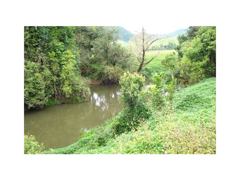 Maria Creeks QLD 4855
