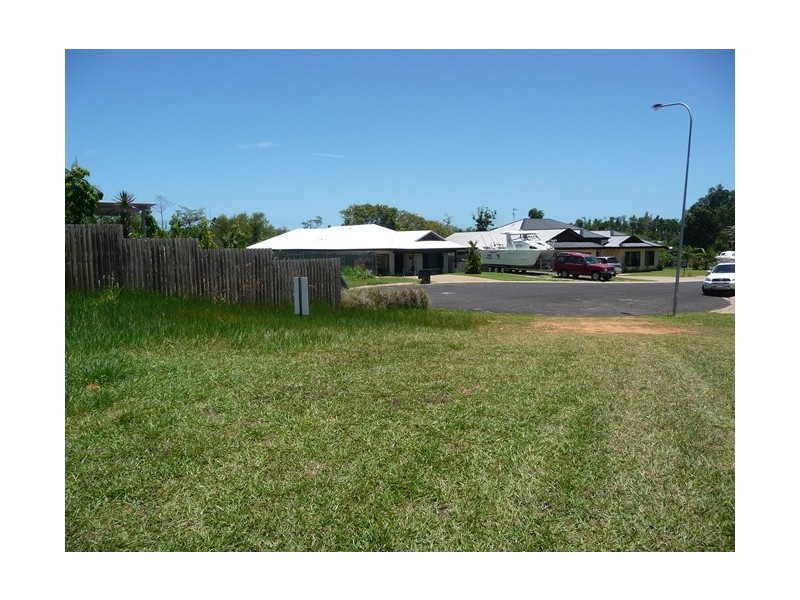 4 Oceanview Drive, Wongaling Beach QLD 4852