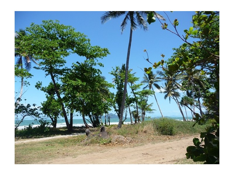 48 Marine Parade, Mission Beach QLD 4852