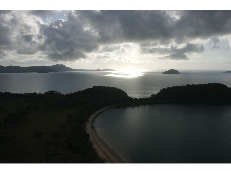 2 and 6 Explorers Drive, South Mission Beach QLD 4852