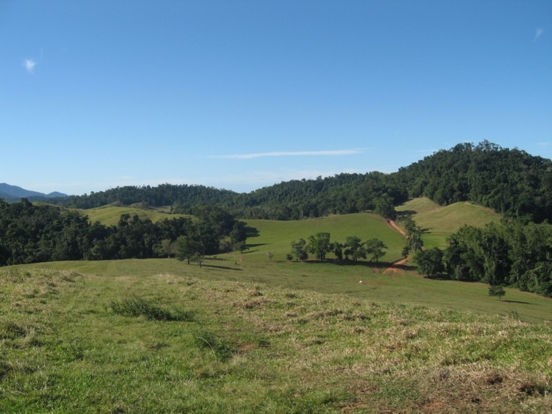 2 and 6 Explorers Drive, South Mission Beach QLD 4852