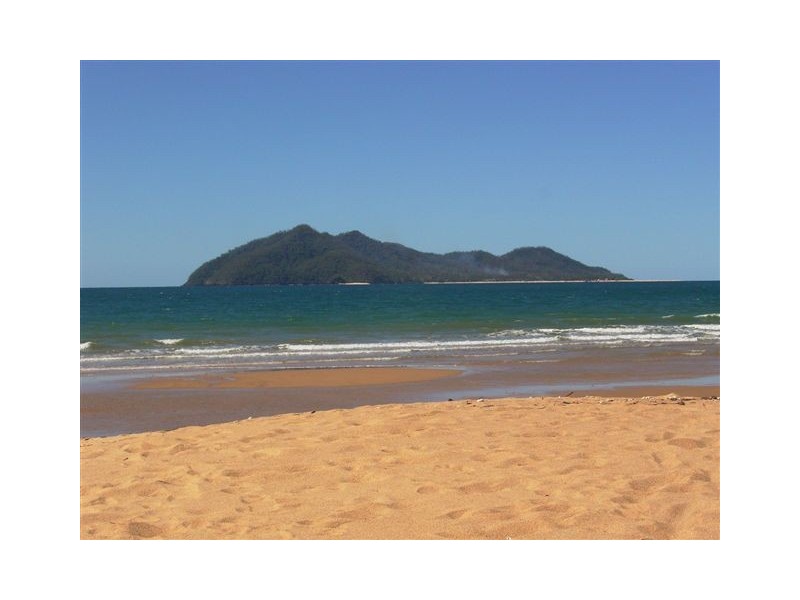 Wongaling Beach QLD 4852