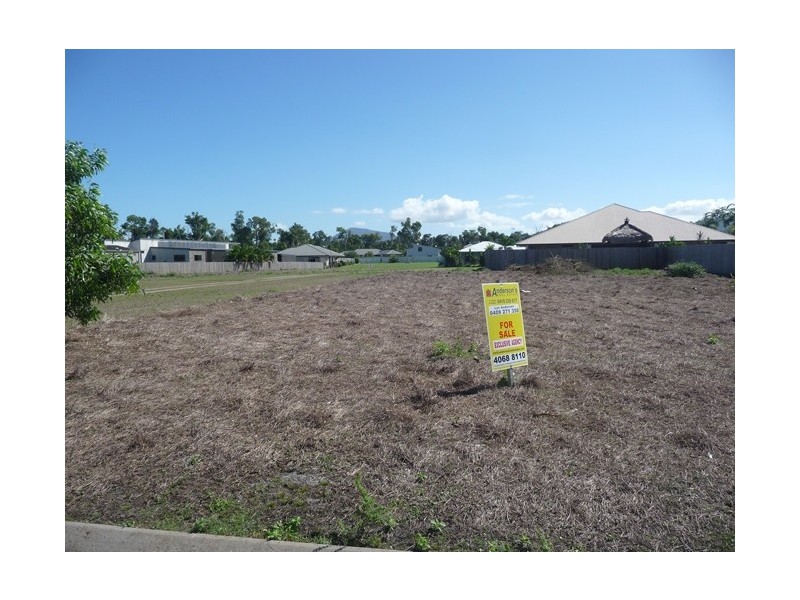 44 Midshipman Street, South Mission Beach QLD 4852