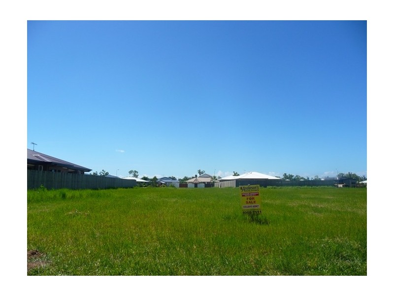 39 Mariner Drive, South Mission Beach QLD 4852