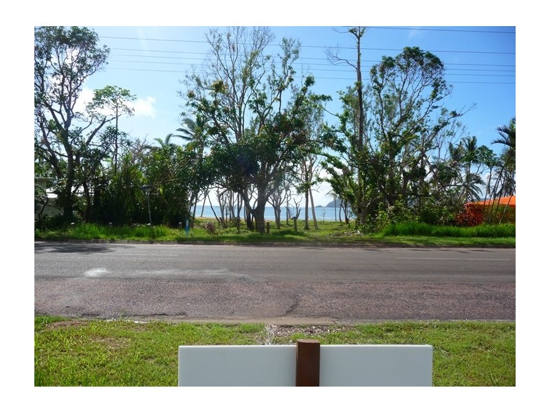 19 Reid Road, Wongaling Beach QLD 4852