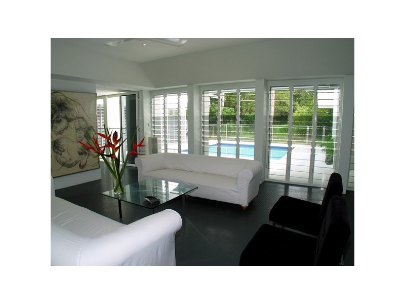 31 Pacific Parade, Mission Beach QLD 4852