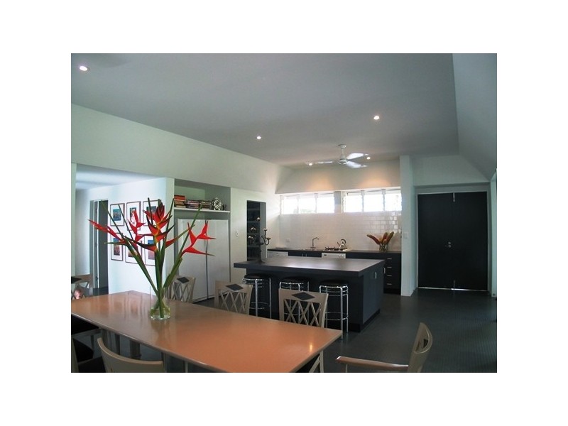 31 Pacific Parade, Mission Beach QLD 4852