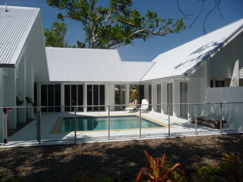 31 Pacific Parade, Mission Beach QLD 4852
