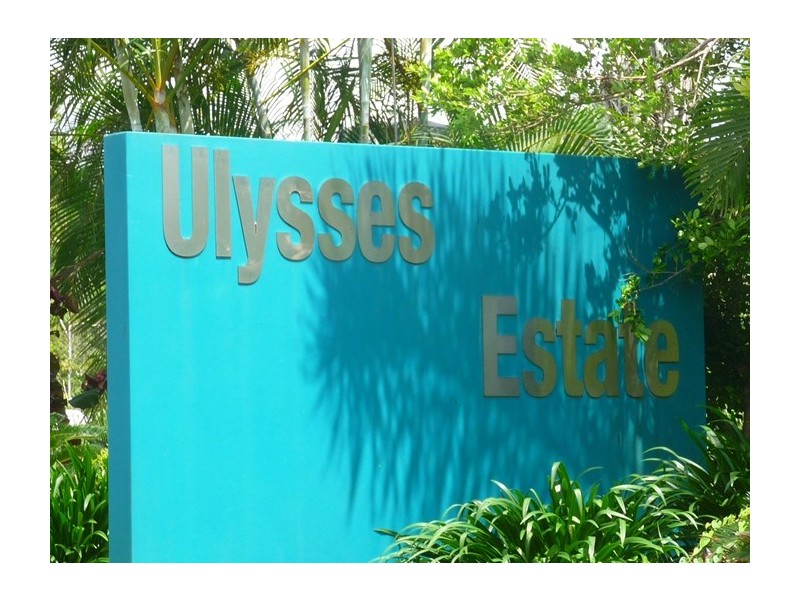 38 Midshipman Street, South Mission Beach QLD 4852