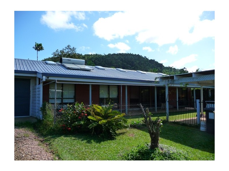 Bingil Bay QLD 4852