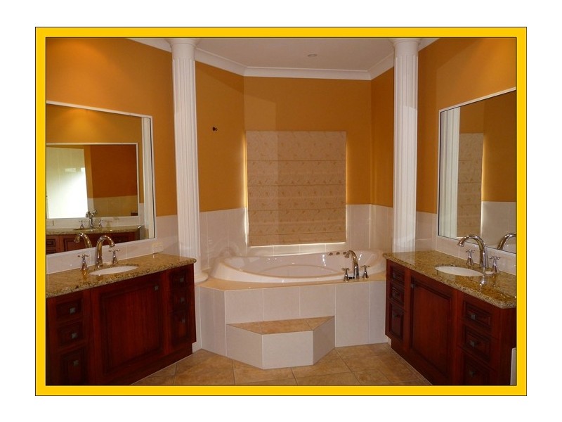 Mission Beach QLD 4852