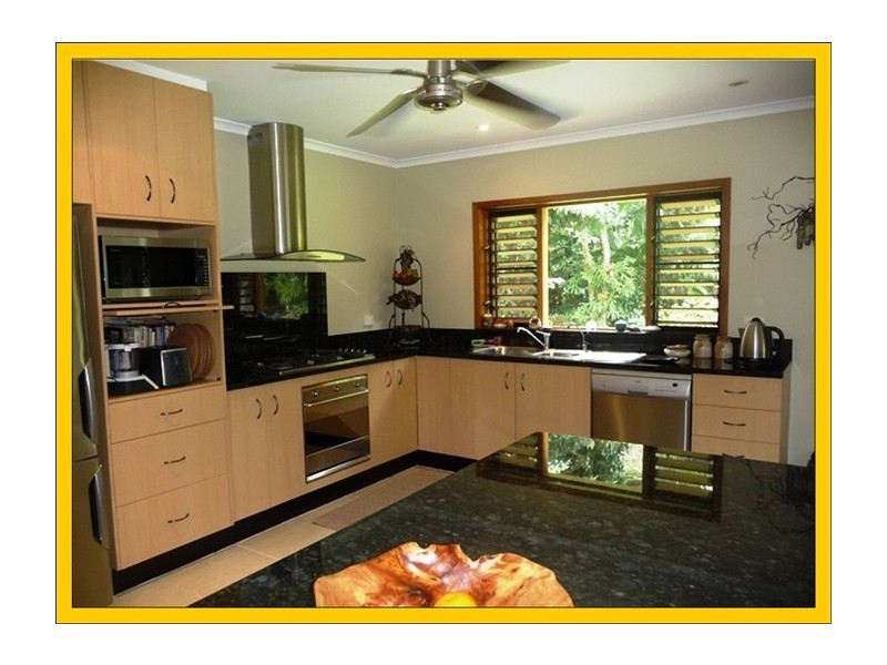 1349a Cassowary Drive, Mission Beach QLD 4852