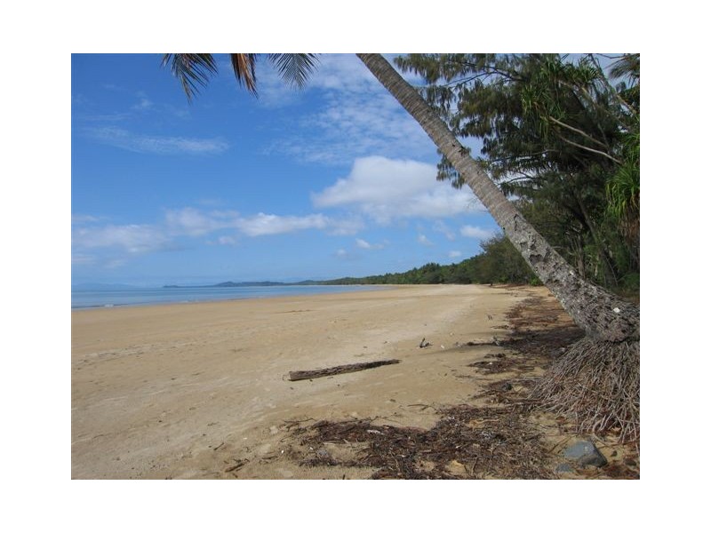 Mission Beach QLD 4852