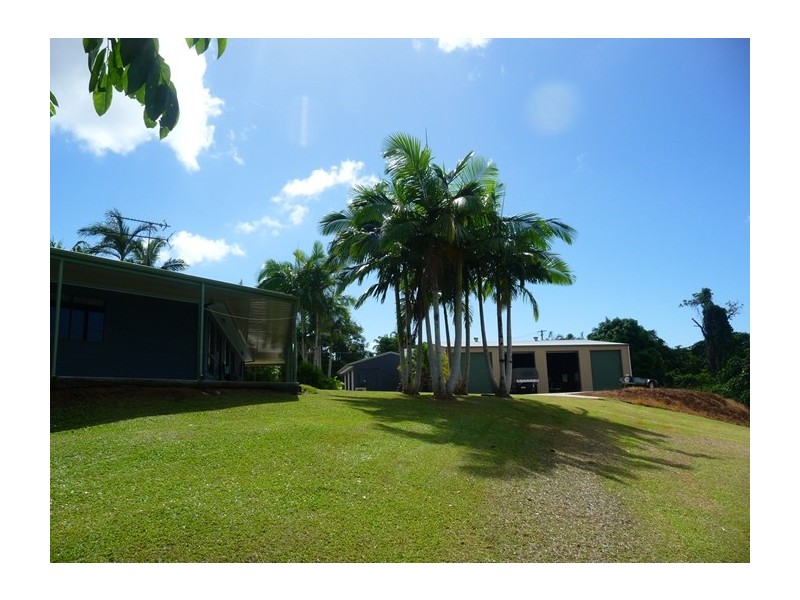 Carmoo QLD 4852