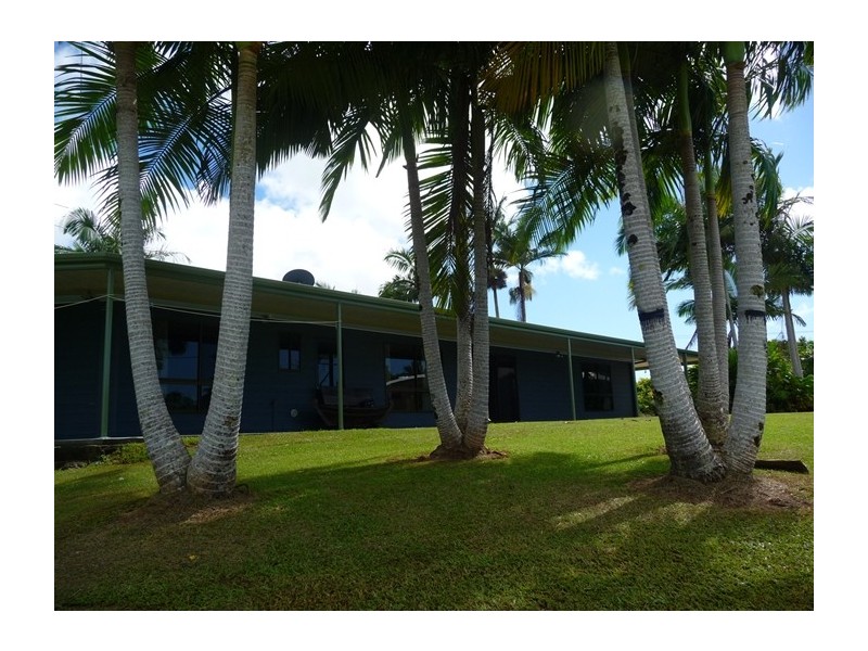 Carmoo QLD 4852