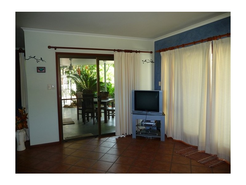 Carmoo QLD 4852