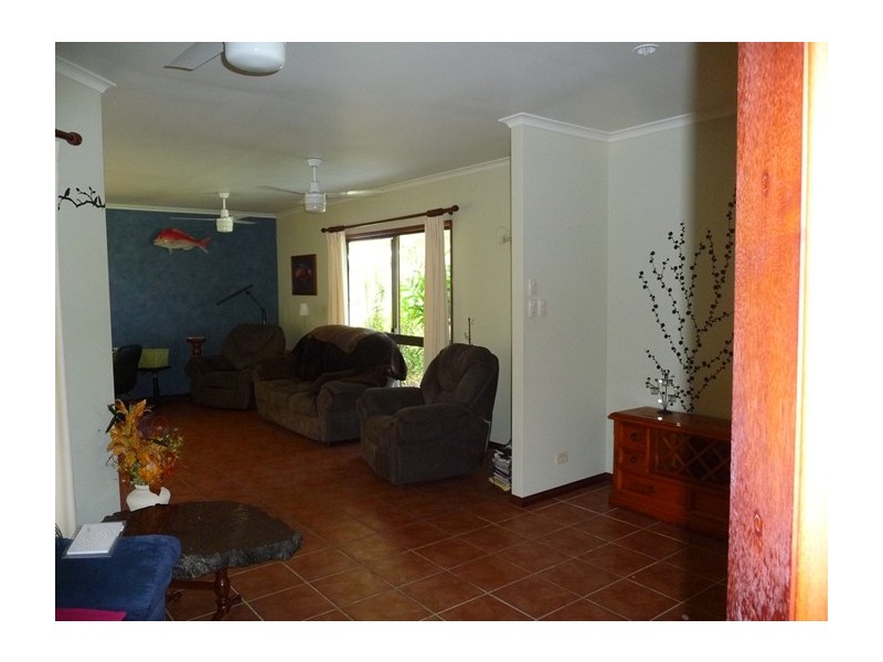 Carmoo QLD 4852
