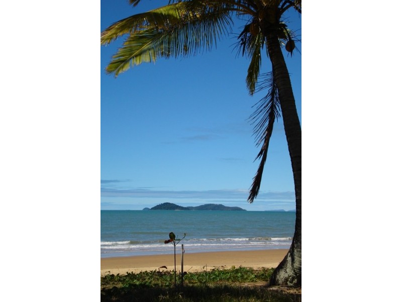Mission Beach QLD 4852
