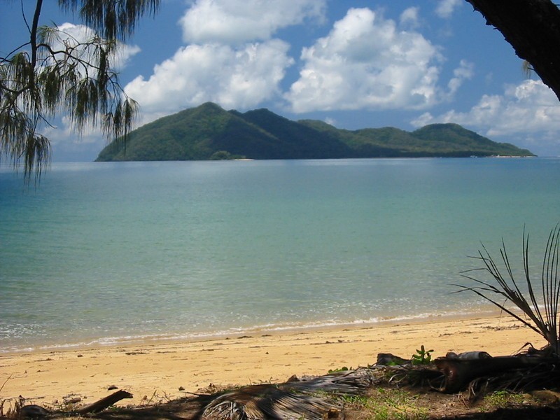 17 Koda Street, Wongaling Beach QLD 4852