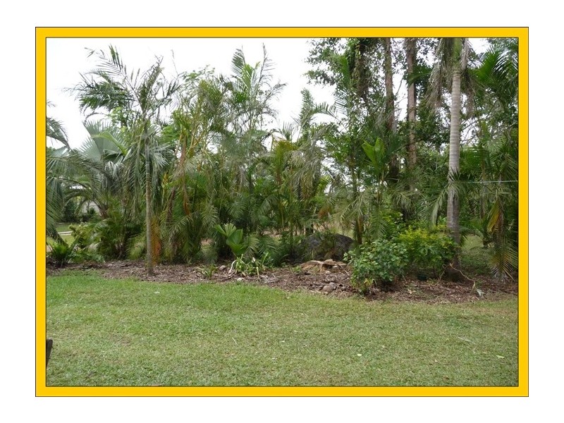 33 Pacific Street, Mission Beach QLD 4852