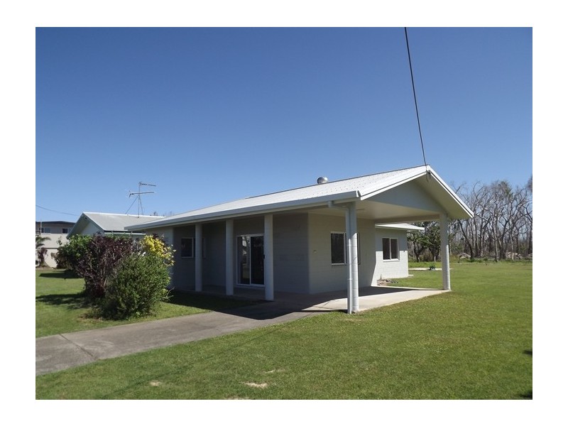 Tully Heads QLD 4854