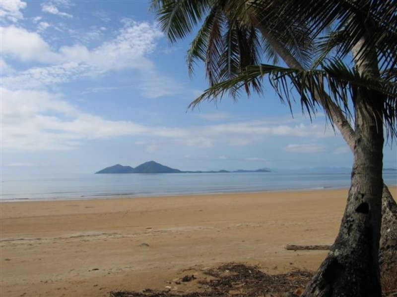 Mission Beach QLD 4852