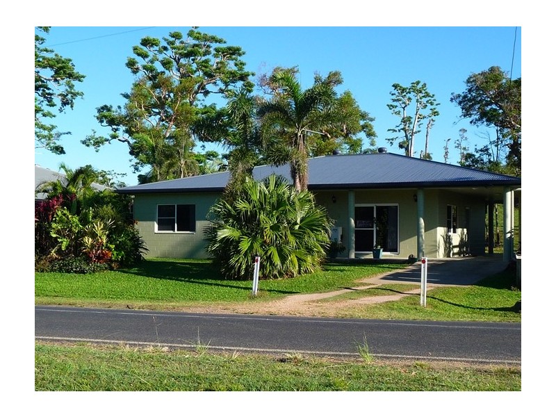 Mission Beach QLD 4852