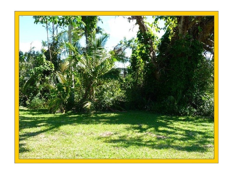 29 Cutten Street, Bingil Bay QLD 4852