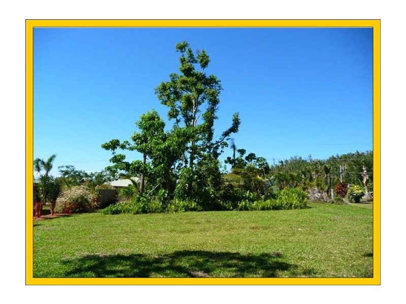 29 Cutten Street, Bingil Bay QLD 4852