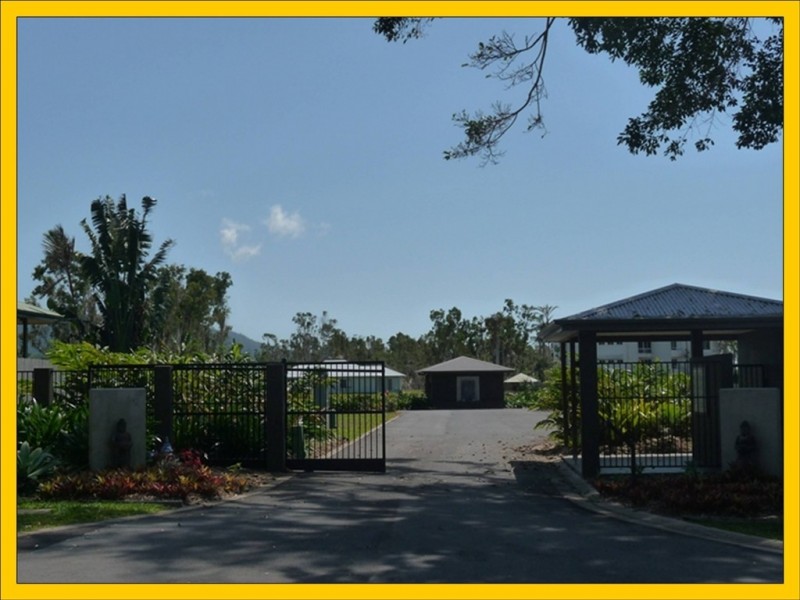 Mission Beach QLD 4852